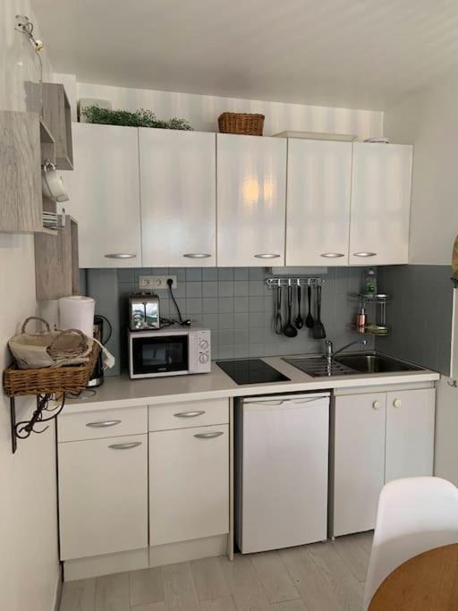 Houlgate Souplex 50M Plage Et Commerces 외부 사진
